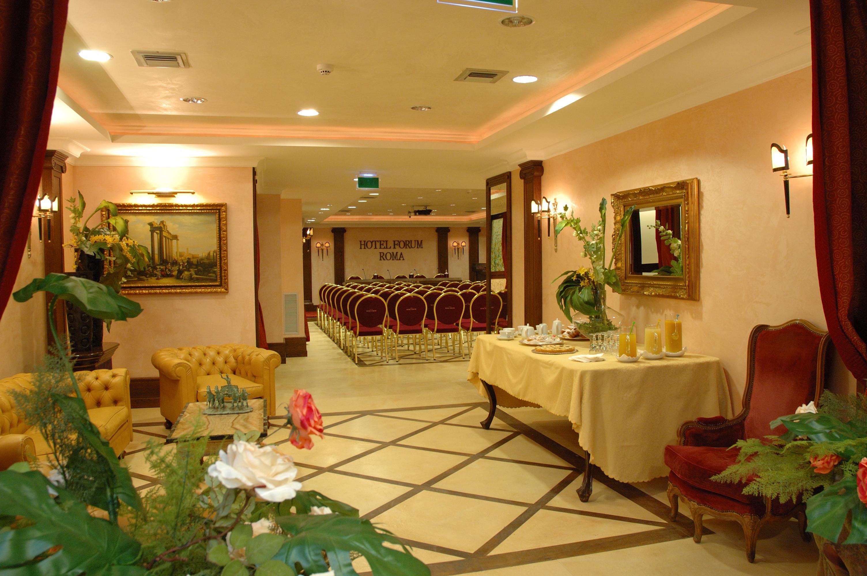 Hotel Forum Roma Esterno foto