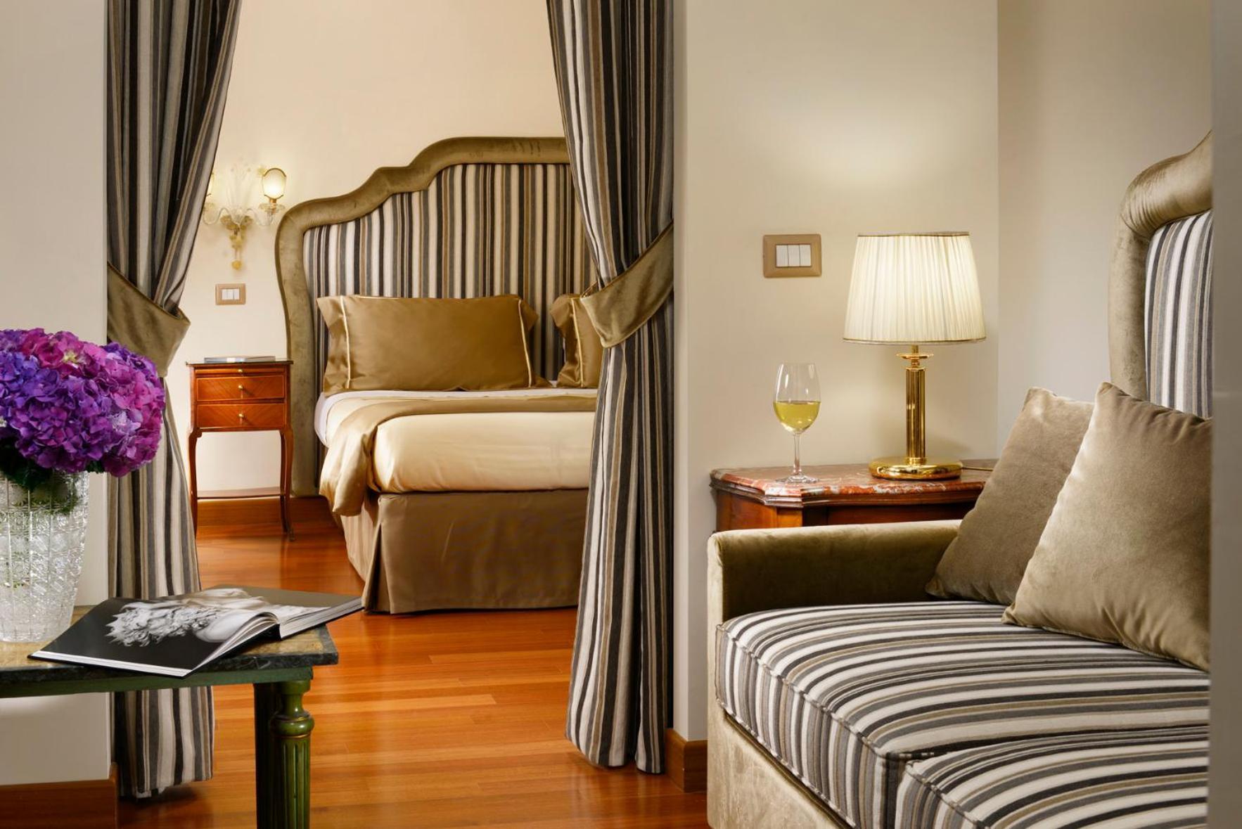 Hotel Forum Roma Esterno foto