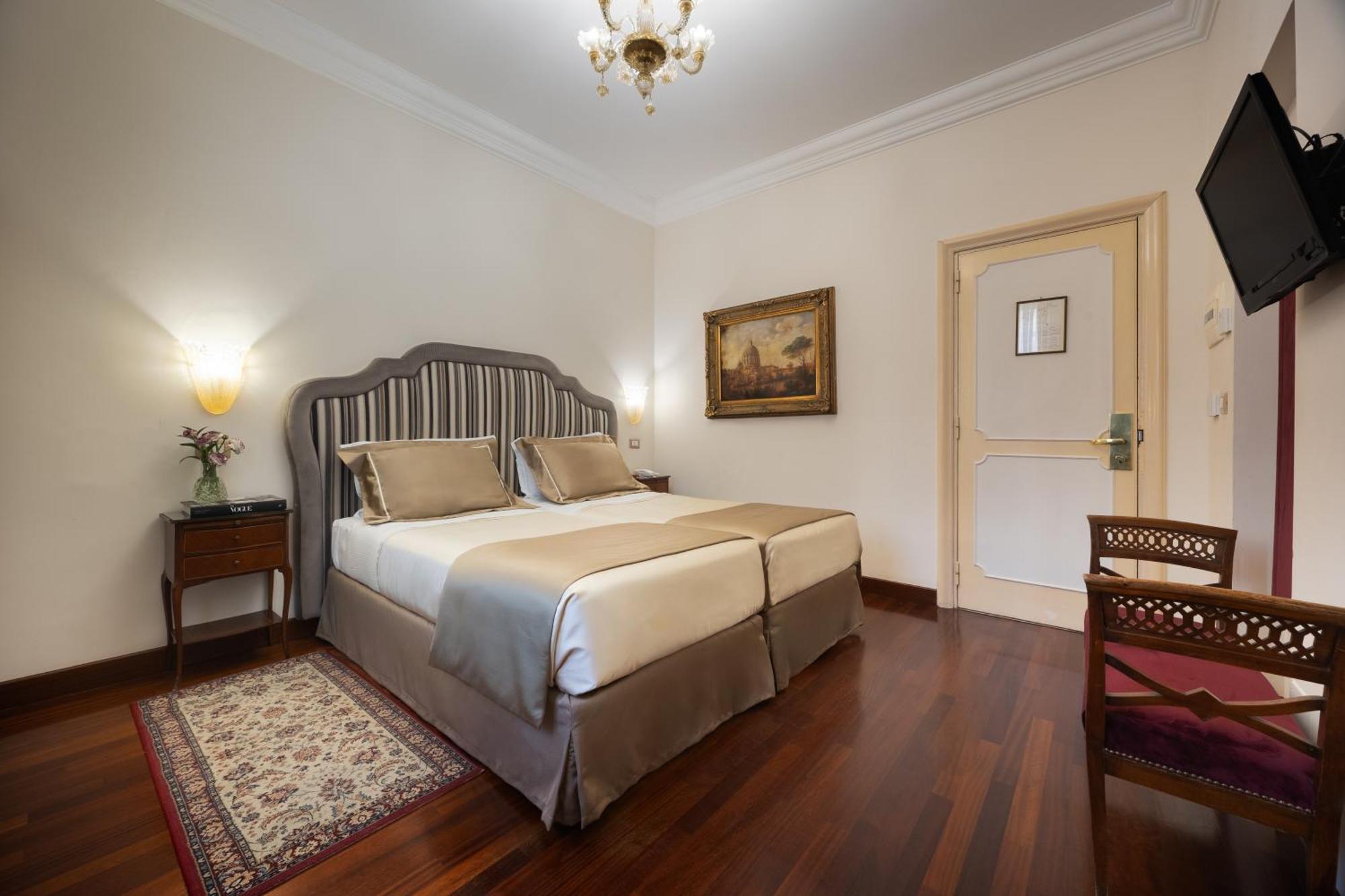 Hotel Forum Roma Esterno foto